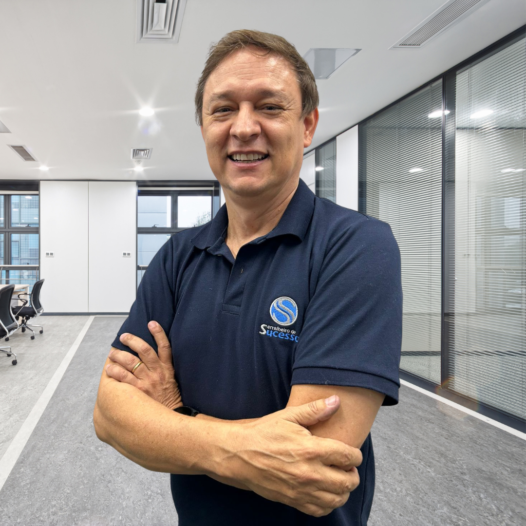 Eng. Clésio Moreira